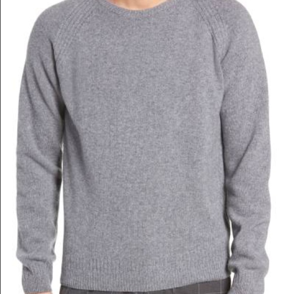 Crew neck wool sweater